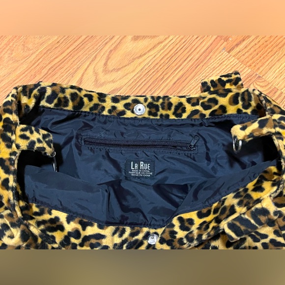 Leopard Shoulder Bag - Picture 2 of 2